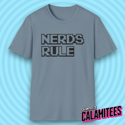 Nerds Rule 8-Bit Pixel Text 80s Retro Style Geek T-Shirt