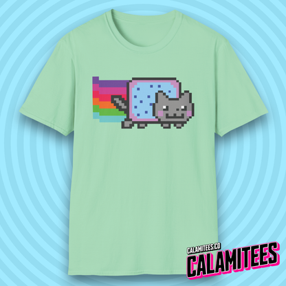 Rainbow Pop-Tart Cat 8-Bit Pixel Art Nyan Cat Style Meme Nostalgia T-Shirt